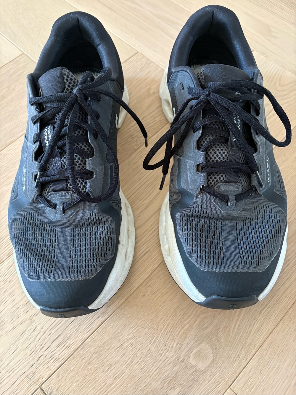 On Cloudrunner 2 Eclipse Black LowTop Work Running Sneakers Shoes Mens Sz 12.5 - Picture 3 of 9